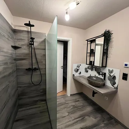 Zimmeraufzeit Apartman